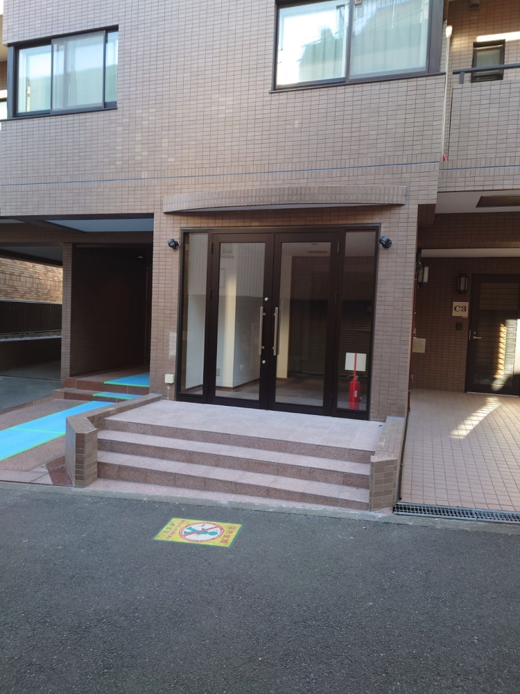 京王線【代田橋】駅徒歩４分！１階路面、賃貸店舗物件