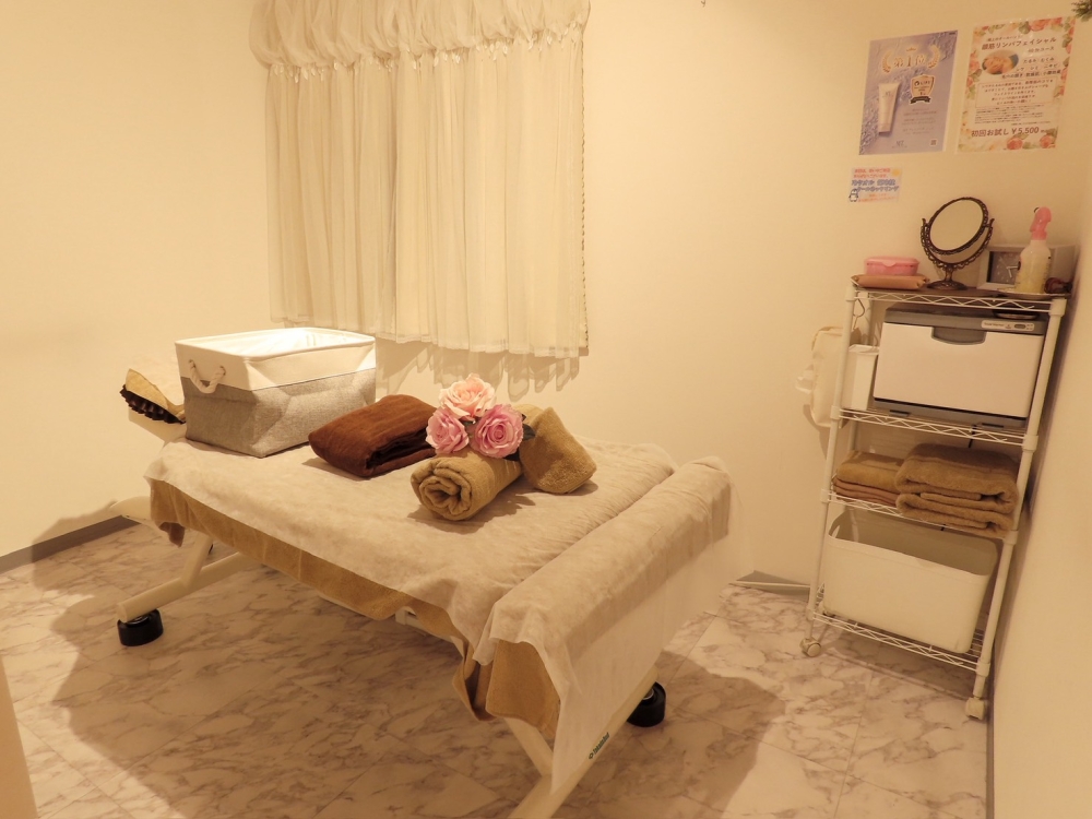 山手線【駒込】駅徒歩２分！１階路面美装、トータルビューティサロン事業譲渡！